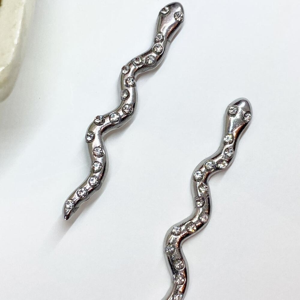 NEW Silver Snake Rhinestone Earrings - Picture 2 of 15